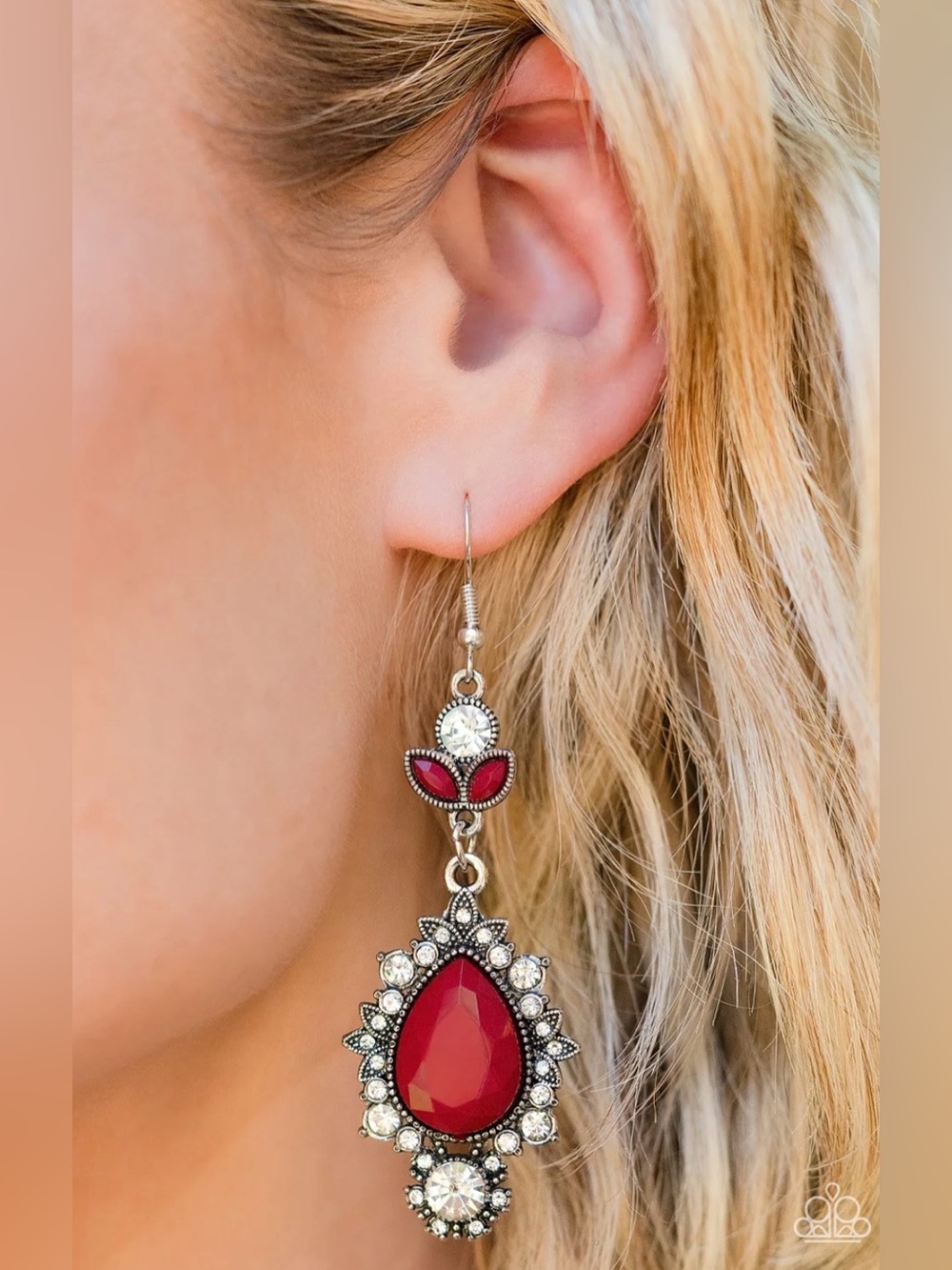 Paparazzi Earring ~ SELFIE-Esteem - Red
